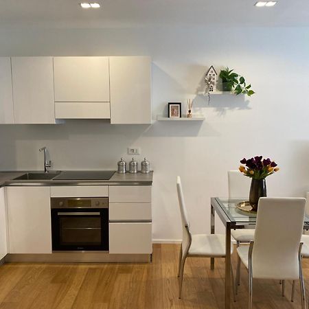 Gramsci 2 - Cozy Apartment Near Sempione Park! Мілан Екстер'єр фото