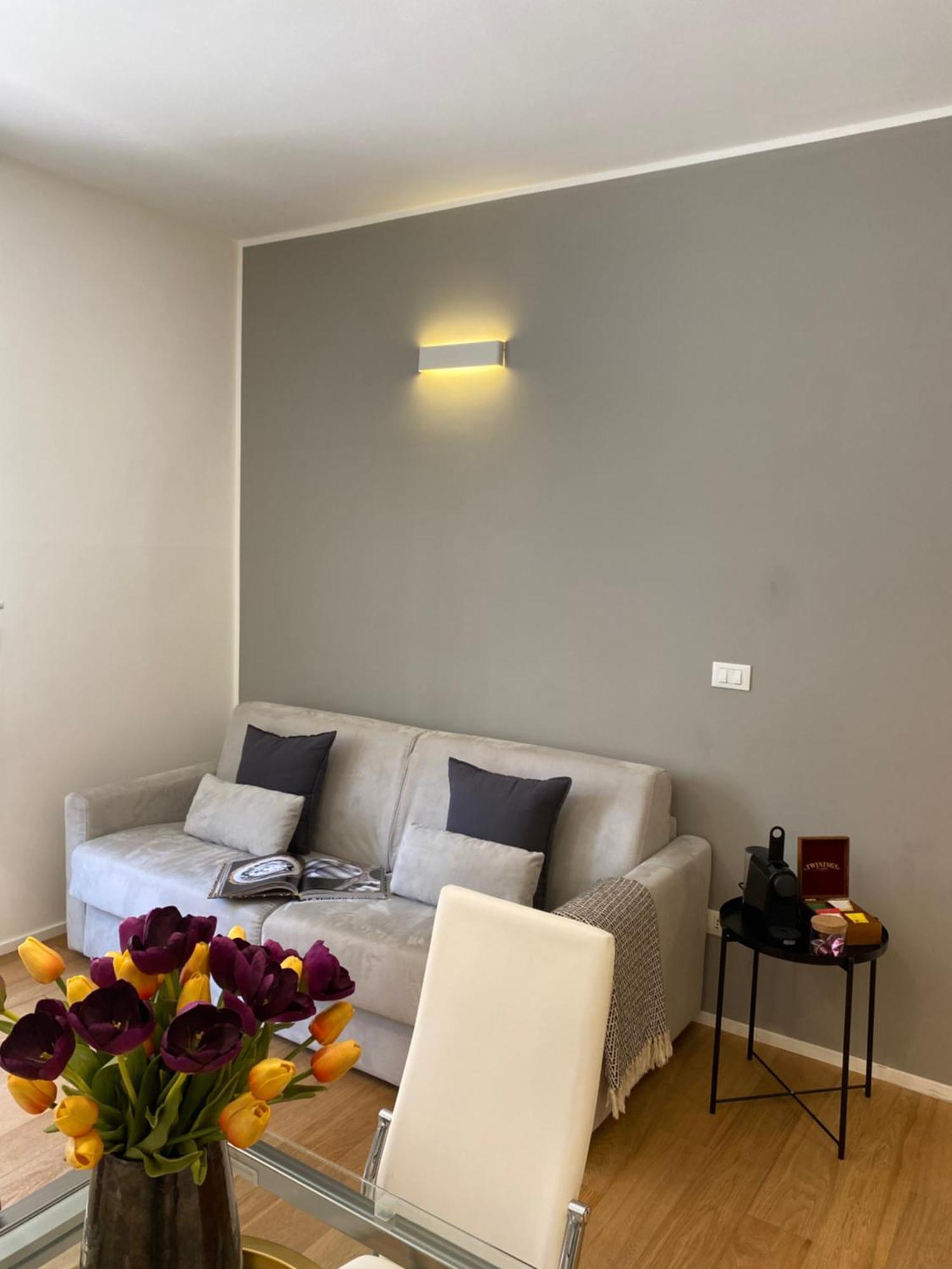 Gramsci 2 - Cozy Apartment Near Sempione Park! Мілан Екстер'єр фото