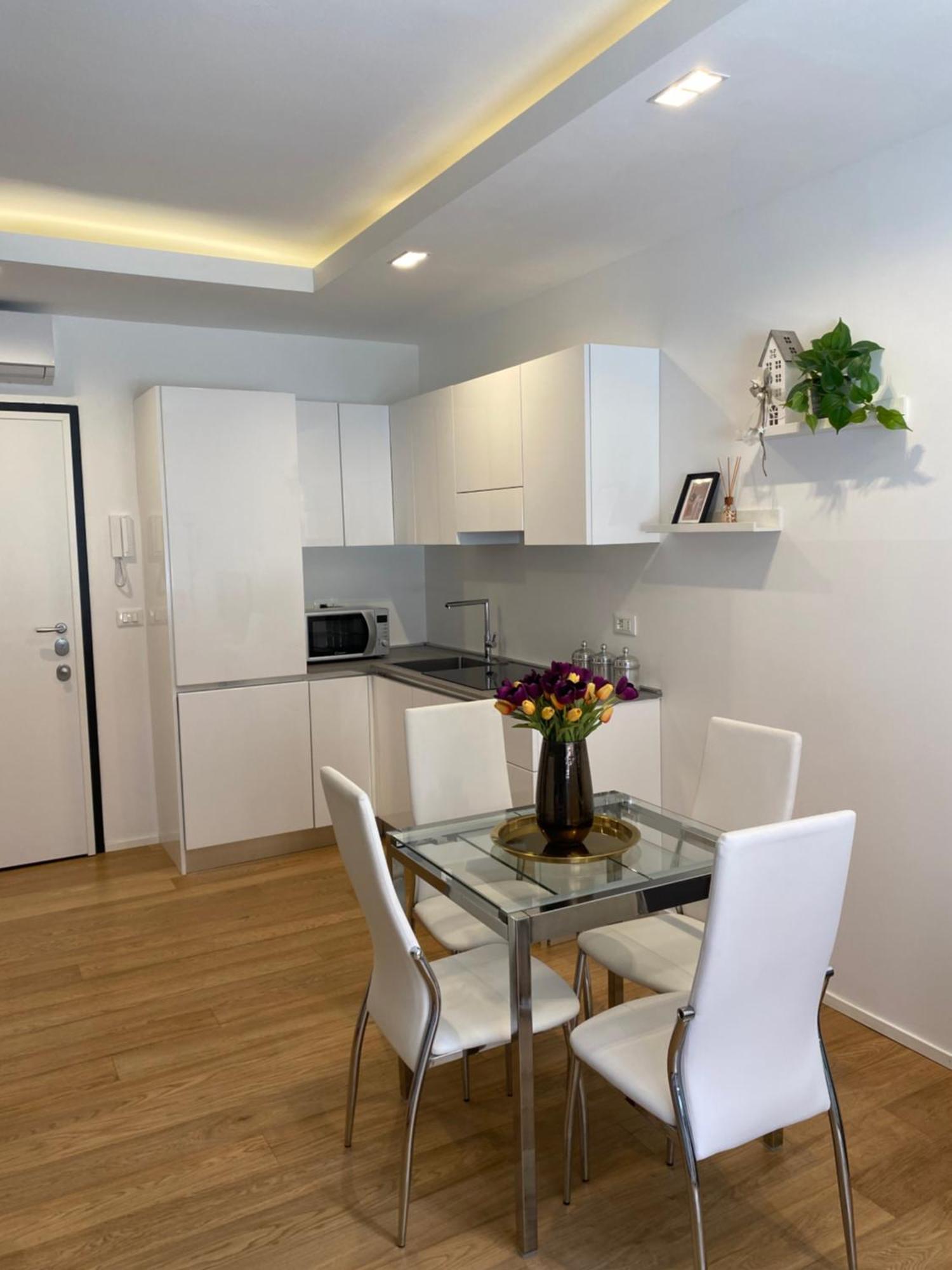 Gramsci 2 - Cozy Apartment Near Sempione Park! Мілан Екстер'єр фото